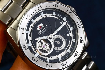 Orient RA-AR0201B10B