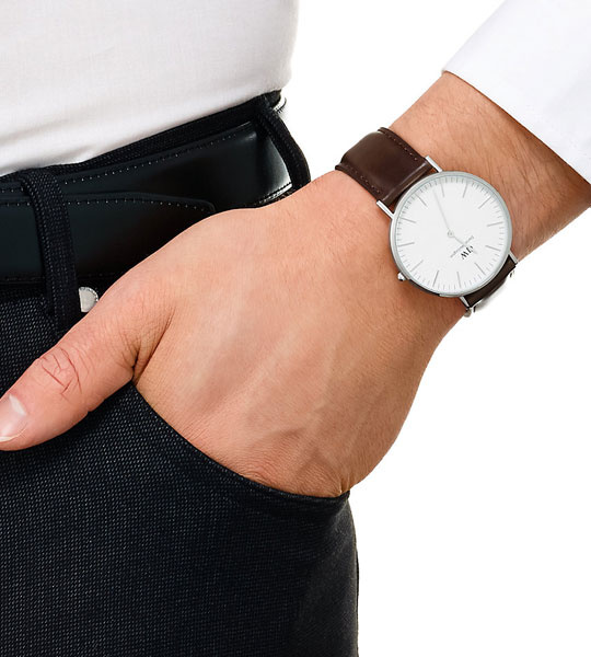Часы Часы Daniel Wellington Bristol DW00100023 в Екатеринбурге в Екатеринбурге