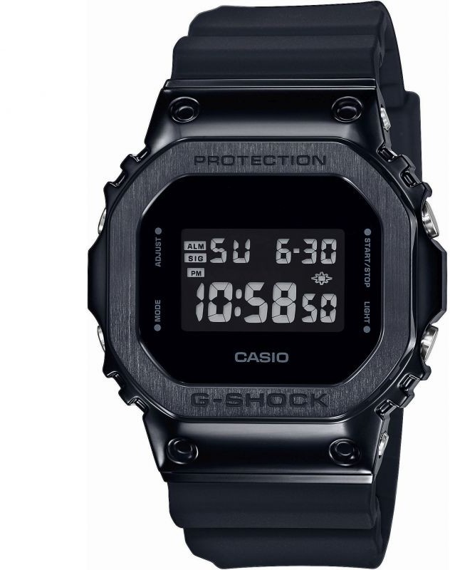 Часы Часы Casio GM-5600B-1ER в Екатеринбурге в Екатеринбурге